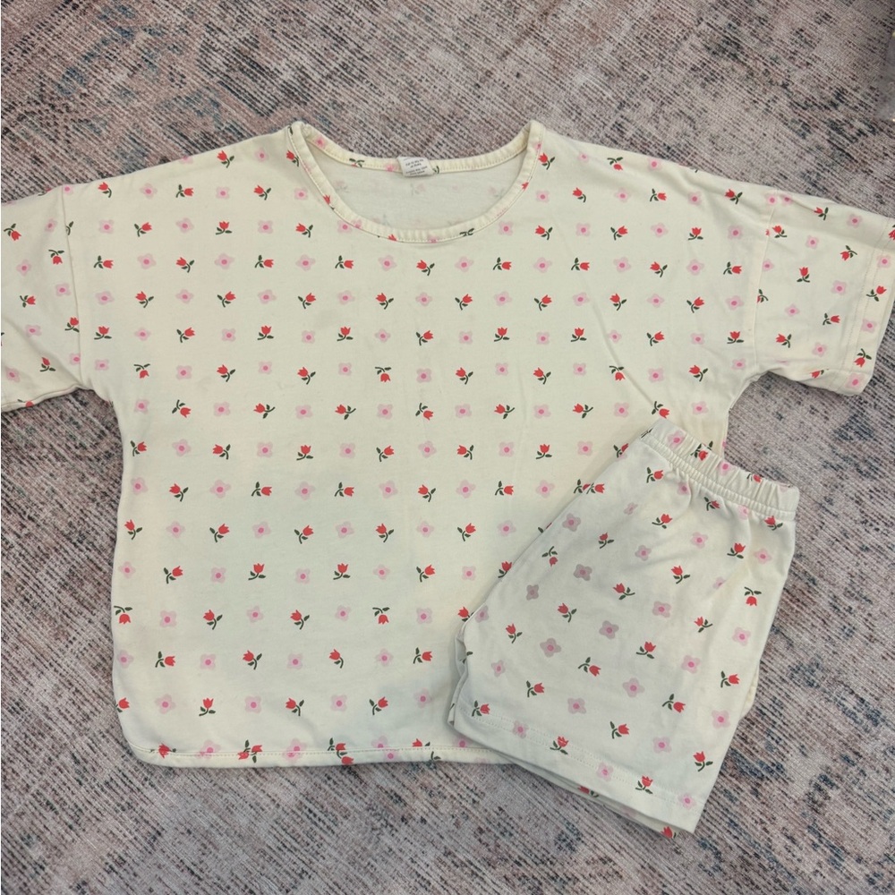 Cream Floral Set